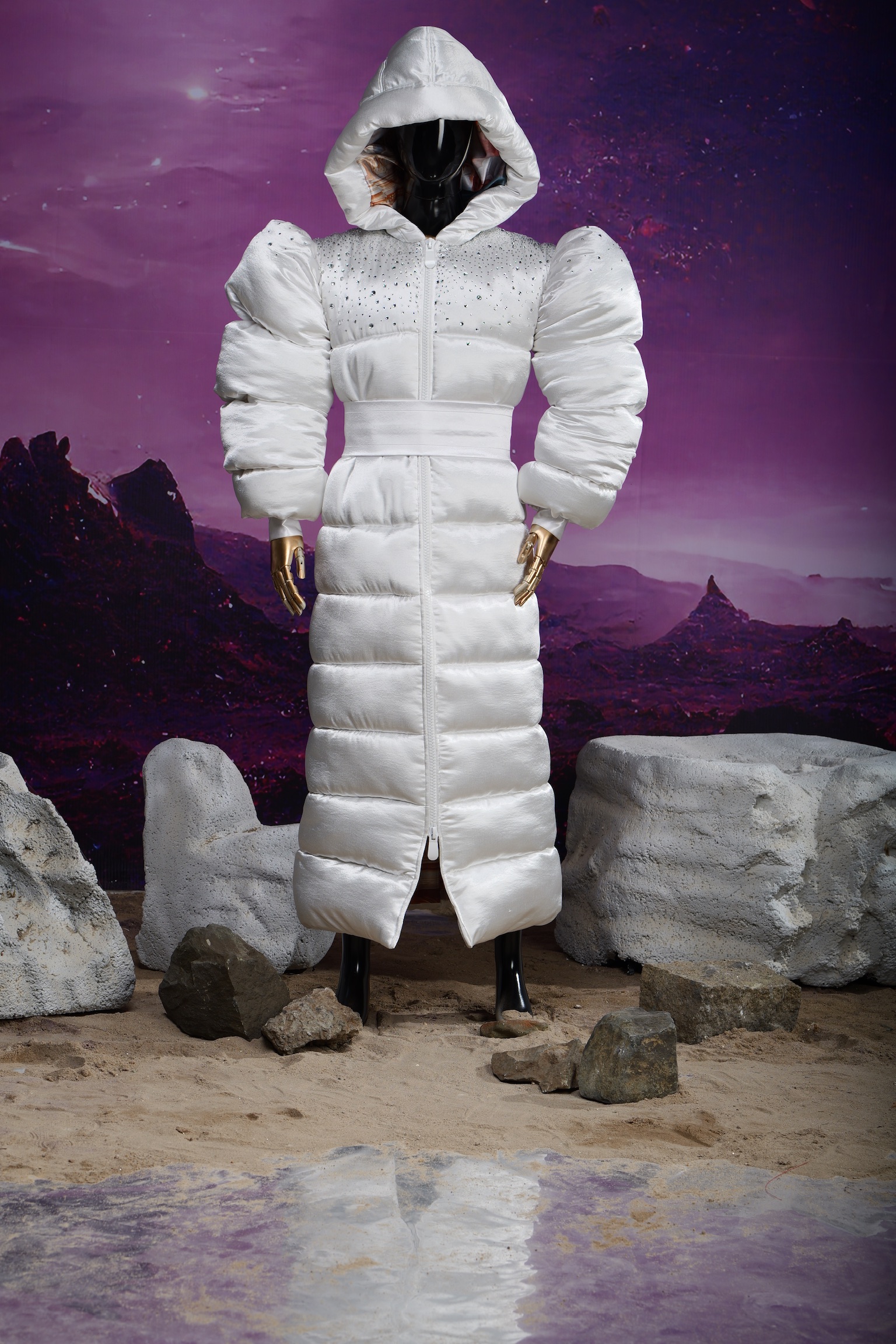 GLACIER: White full-length quilted coat with Swarovski crystal-studded hood